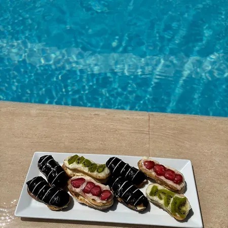 Moy Beldibi فندق 3*